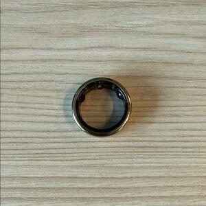 Gold Oura Ring 3 Horizon
